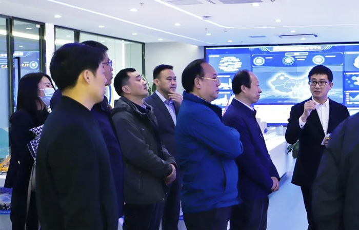 江苏省发改委副主任林康调研星空网平台-星空（中国）
发展情况-3.jpg